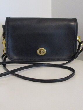 Coach Dinky 17994 (2012 reissue) purse handbag crossbody black used